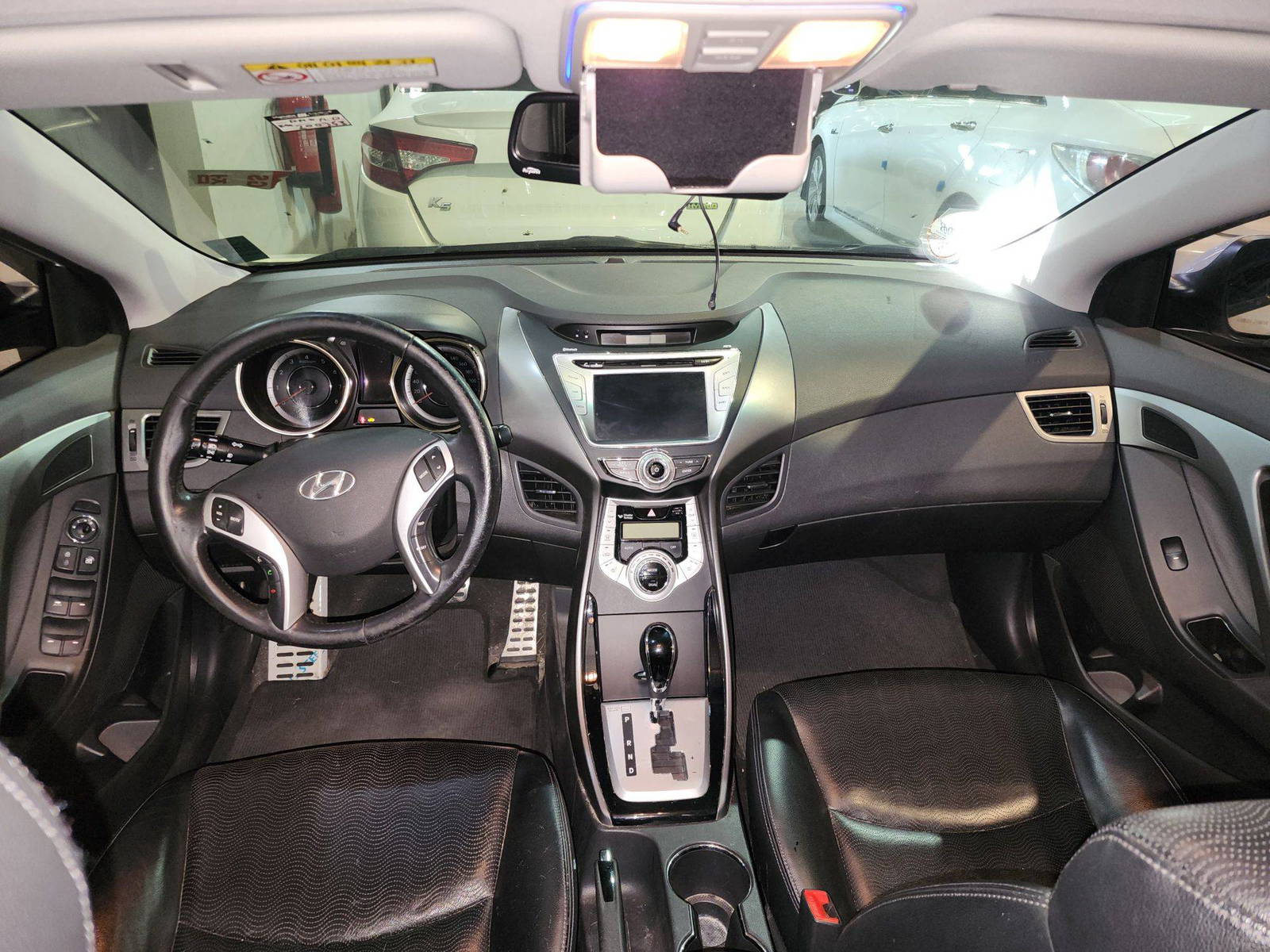 2011 HYUNDAI AVANTE — 200353 KM — Lot 049282 — Main - Marhaba Auctions Used Cars - Image 8