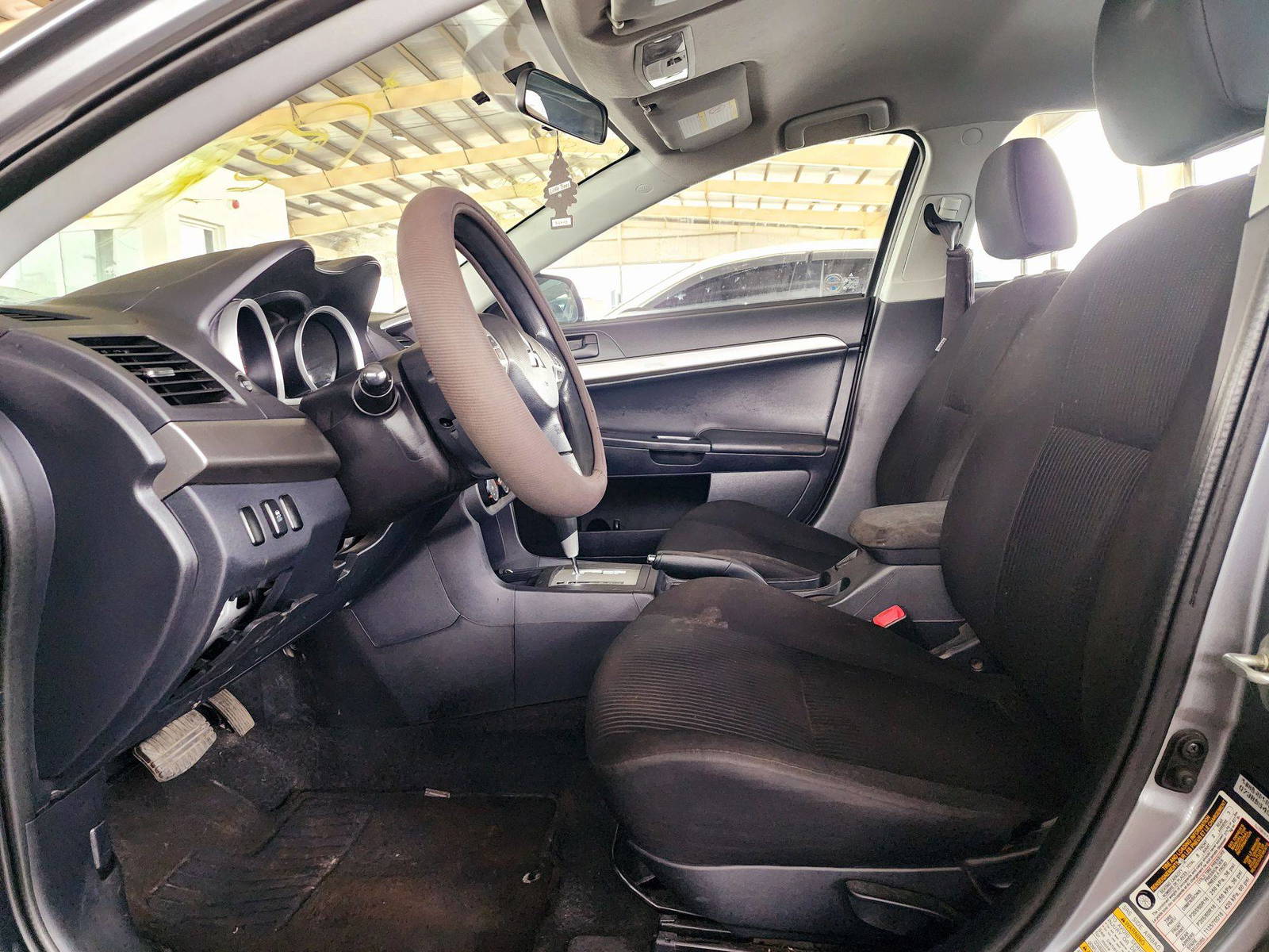 2014 MITSUBISHI LANCER — 200963 KM — Lot U0EU604939 — Souq - Marhaba Auctions Used Cars - Image 8