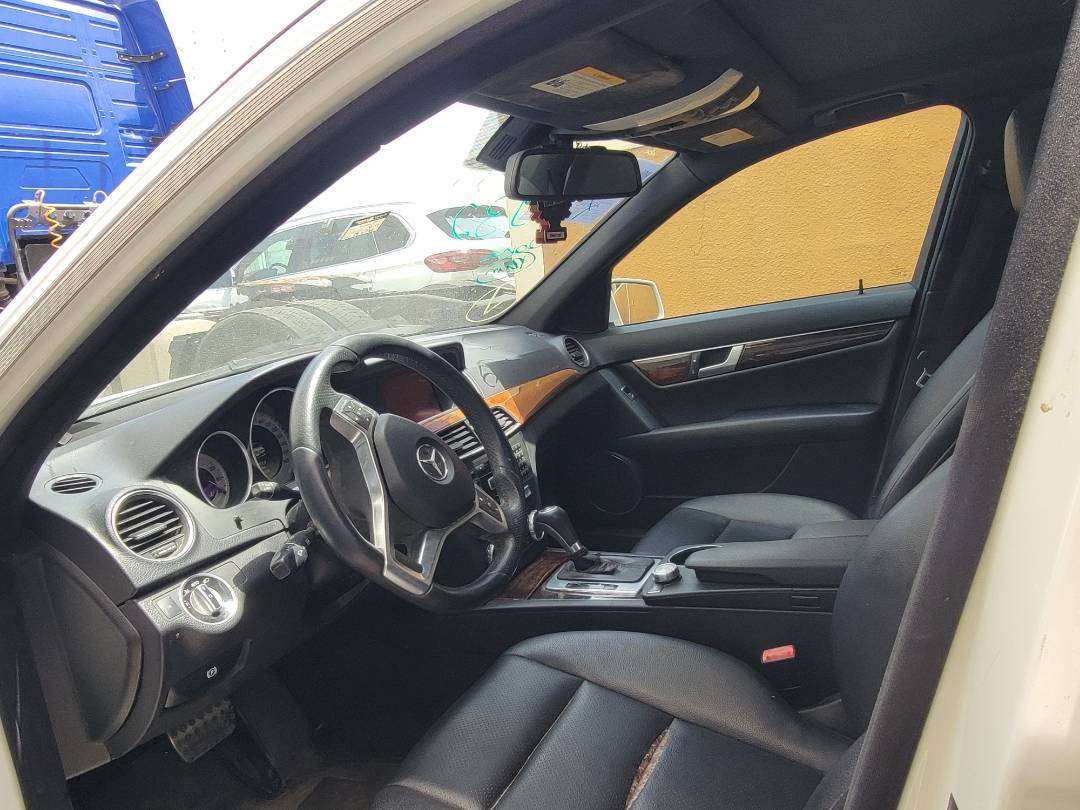 2012 MERCEDES BENZ C300 — 143626 Miles — Lot B6CR211932 — Main - Marhaba Auctions Used Cars - Image 6