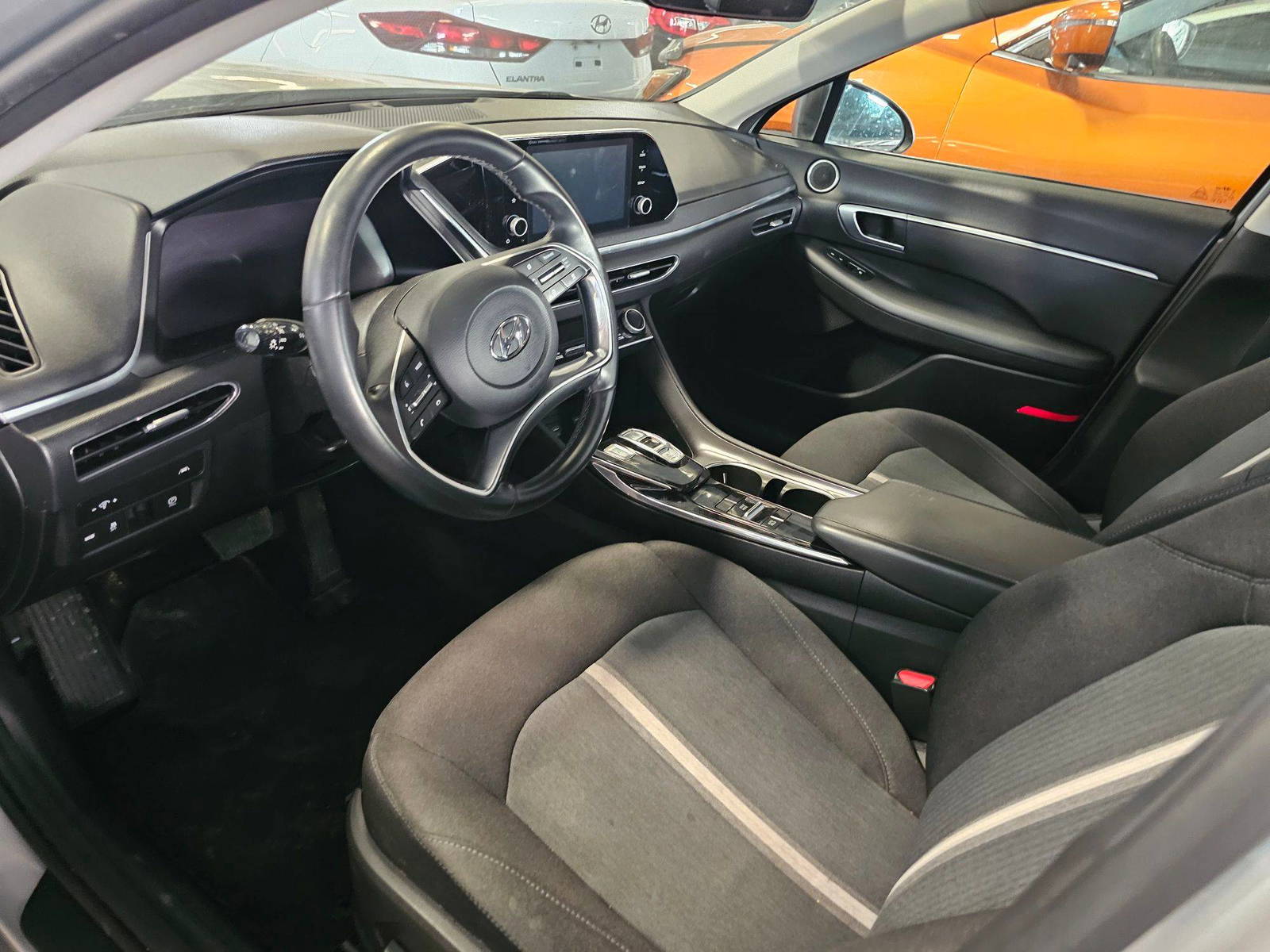 HYUNDAI SONATA 2020 - Marhaba Auction Used Cars - Image 8