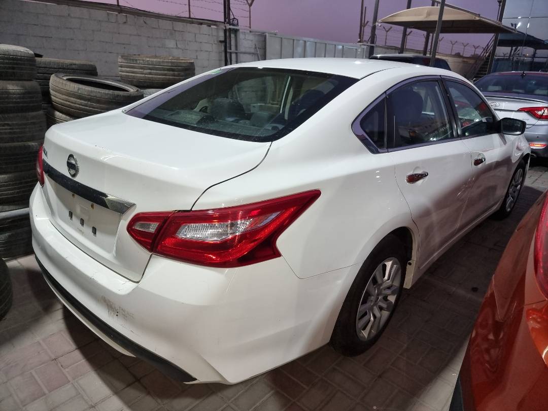 2016 NISSAN ALTIMA — 187079 Miles — Lot 215487 — Ind. 12 - Marhaba Auctions Used Cars - Image 4