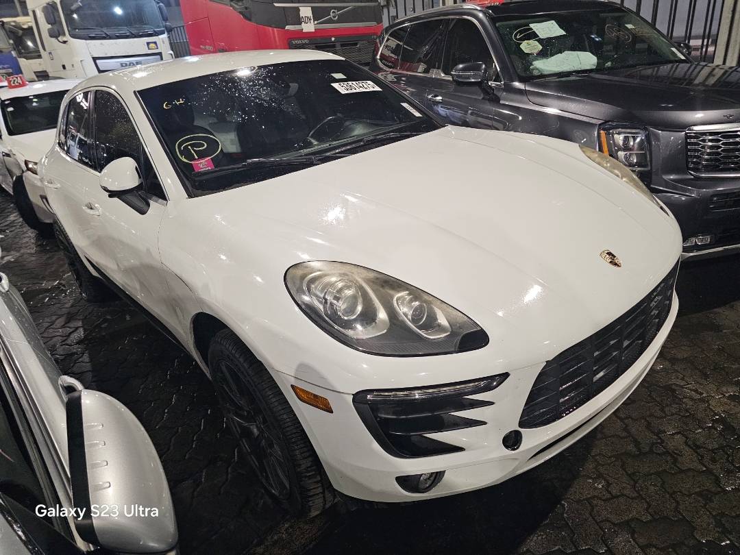 2016 PORSCHE MACAN — 89596 Miles — Lot 53614275 — Main - Marhaba Auctions Used Cars - Image 3