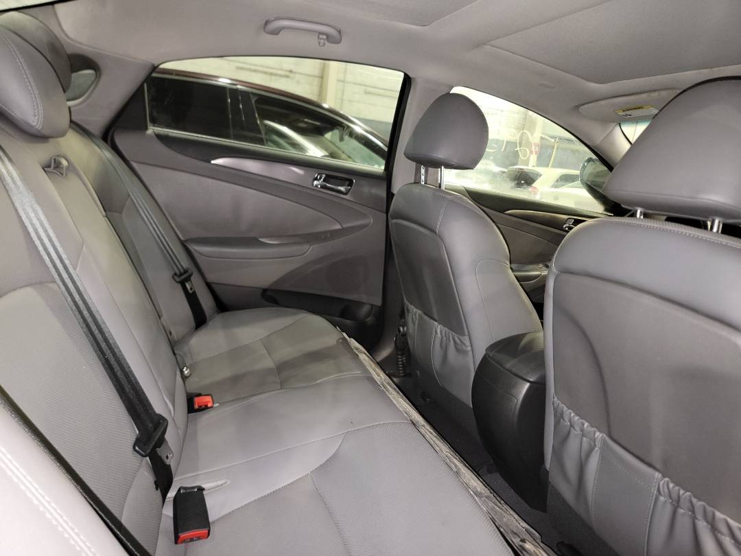 2014 HYUNDAI SONATA — 172938 Miles — Lot 80394743 — Main - Marhaba Auctions Used Cars - Image 6
