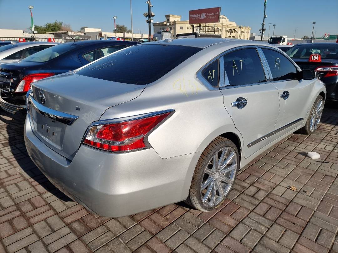 2015 NISSAN ALTIMA — 221284 Miles — Lot 215487 — Main - Marhaba Auctions Used Cars - Image 5