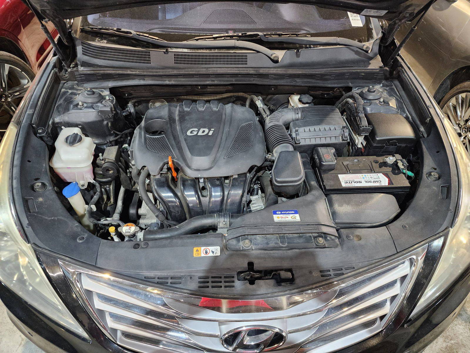 2012 HYUNDAI GRANDEUR — 178750 KM — Lot 099441 — Ind. 12 - Marhaba Auctions Used Cars - Image 12