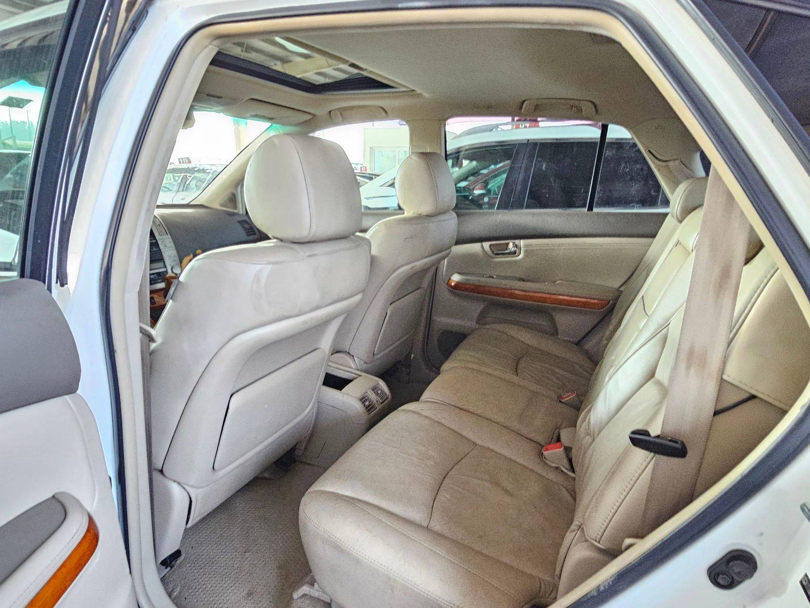 2009 LEXUS RX 350 — 189580 Miles — Lot 43009095 — Main - Marhaba Auctions Used Cars - Image 7