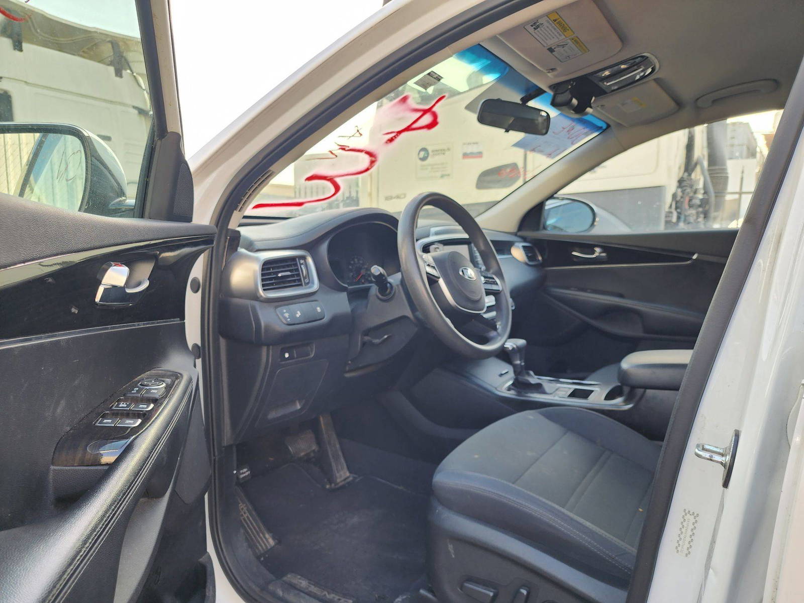 KIA SORENTO 2019 - Marhaba Auction Used Cars - Image 9