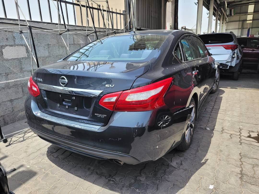 2017 NISSAN ALTIMA — 93518 Miles — Lot 84620864 — Main - Marhaba Auctions Used Cars - Image 4