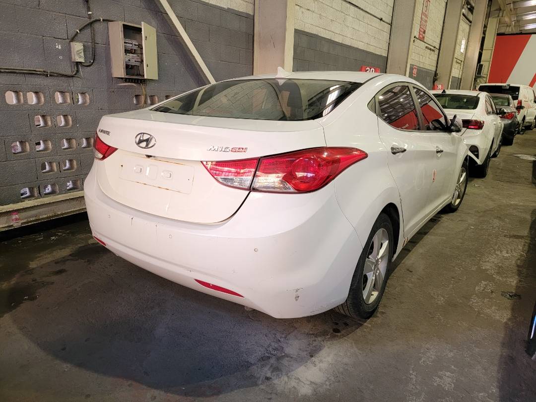 2011 HYUNDAI AVANTE — 242924 KM — Lot U082515 — Main - Marhaba Auctions Used Cars - Image 6