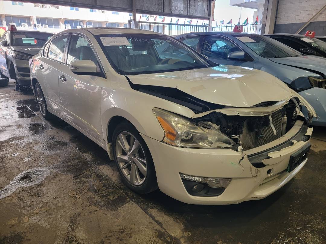 2014 NISSAN ALTIMA — 113502 Miles — Lot 39648065 — Main - Marhaba Auctions Used Cars - Image 4