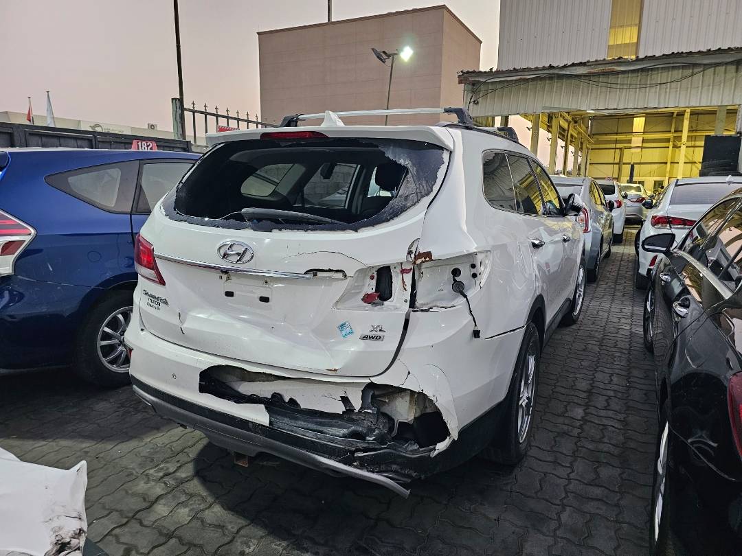 2017 HYUNDAI SANTA FE — 211514 KM — Lot F4HU240453 — Main - Marhaba Auctions Used Cars - Image 6