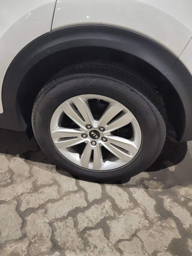 2017 KIA SPORTAGE — 99365 Miles — Lot H7118405 — Main - Marhaba Auctions Used Cars - Image 9