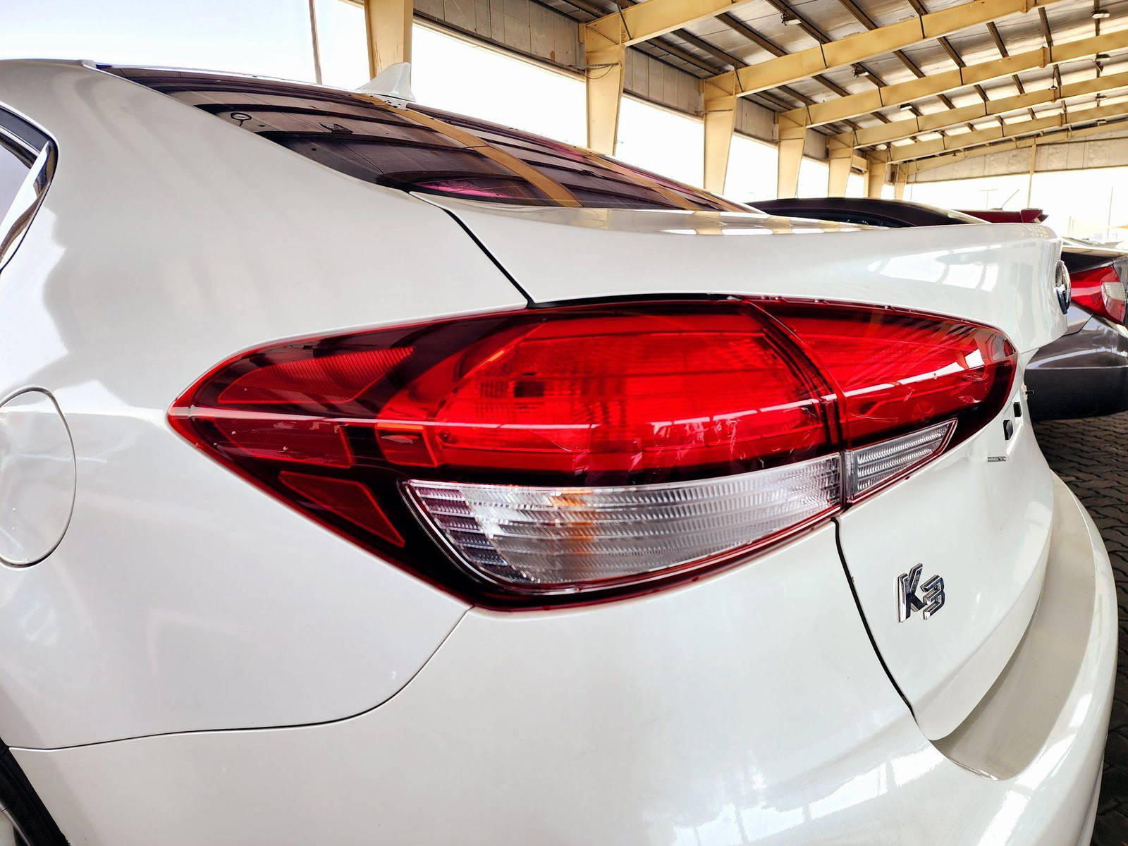 2016 KIA K3 — 85066 KM — Lot 598689 — Souq - Marhaba Auctions Used Cars - Image 11