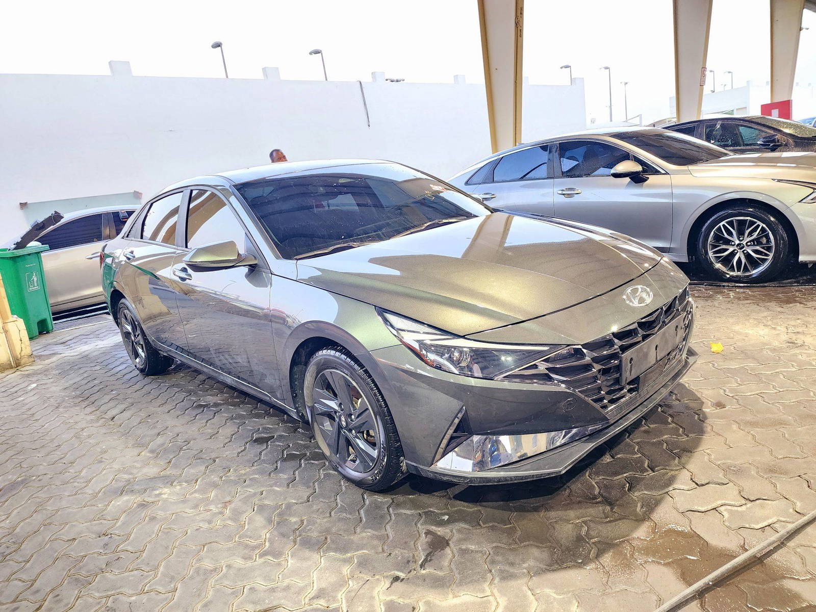 2022 HYUNDAI AVANTE — 172412 KM — Lot 018600 — AutoBaba - Marhaba Auctions Used Cars - Image 4