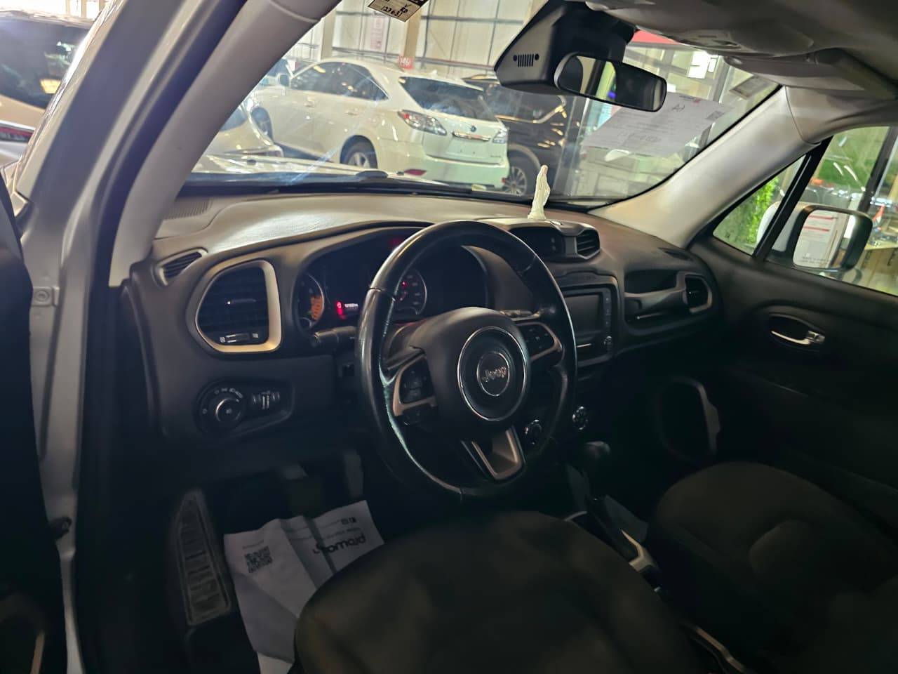 2016 JEEP RENEGADE LATITUDE — 127631 KM — Lot GPD85051 — Main - Marhaba Auctions Used Cars - Image 7