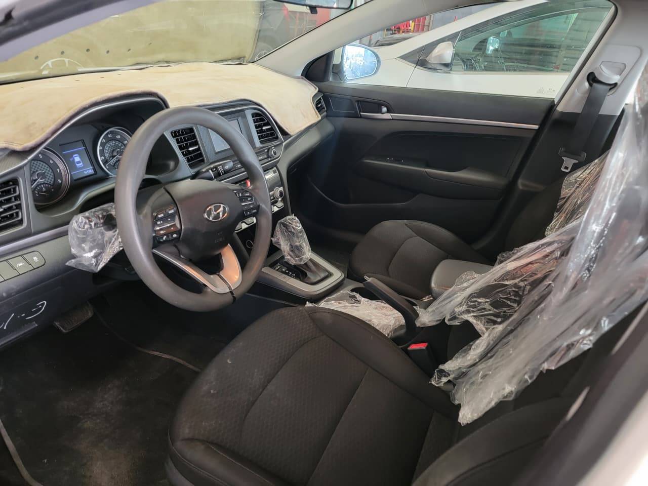 HYUNDAI ELANTRA 2020 - Marhaba Auction Used Cars - Image 8