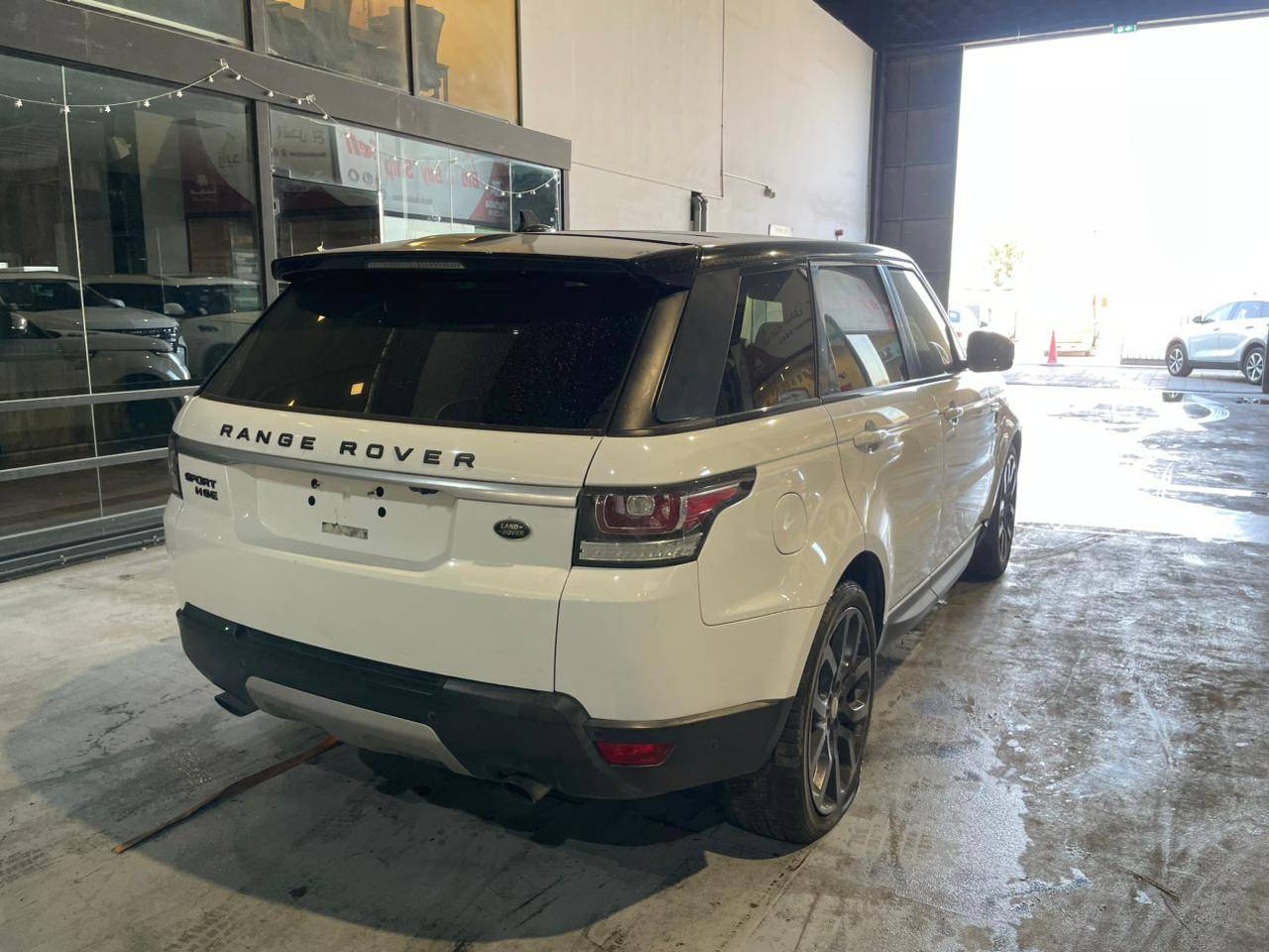 LAND ROVER RANGE ROVER SPORT HSE 2016 - Marhaba Auction Used Cars - Image 5
