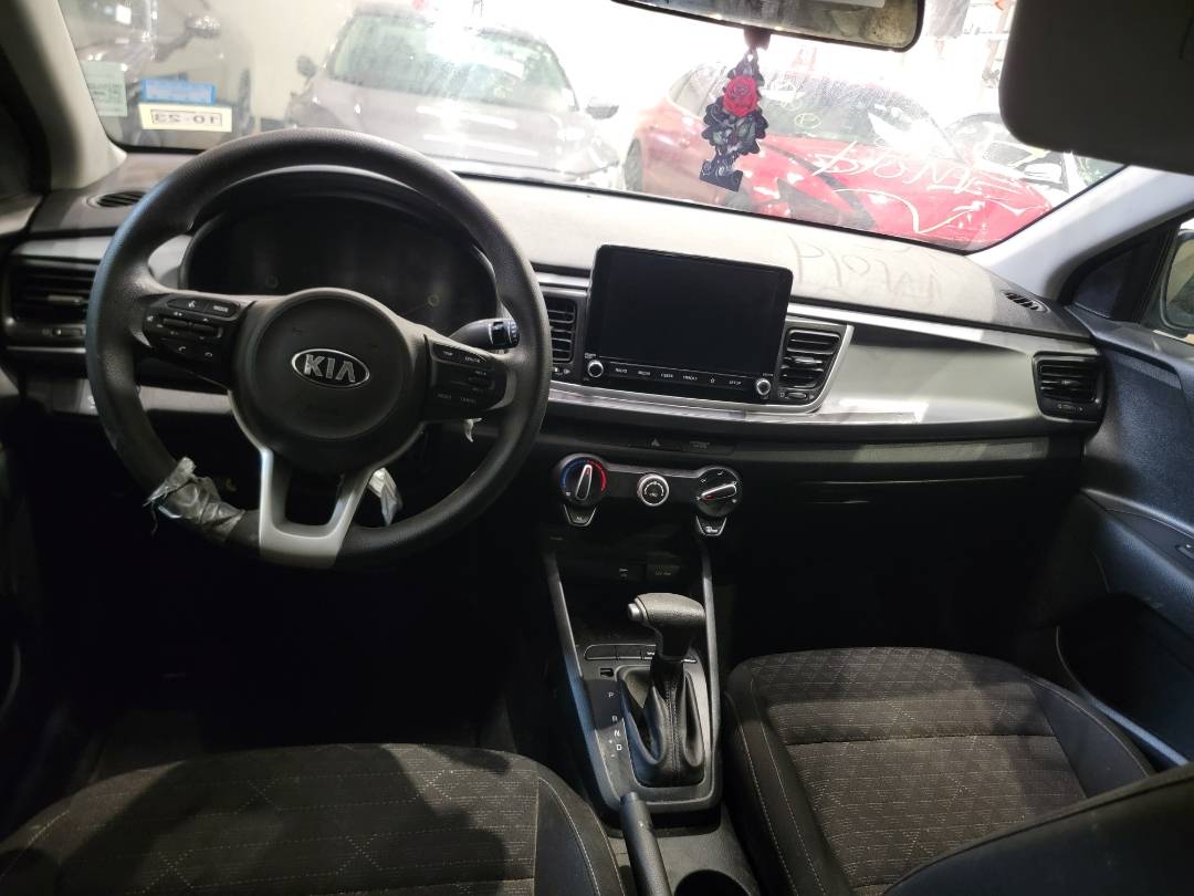 2021 KIA RIO — 5580 Miles — Lot 28691 — Main - Marhaba Auctions Used Cars - Image 7