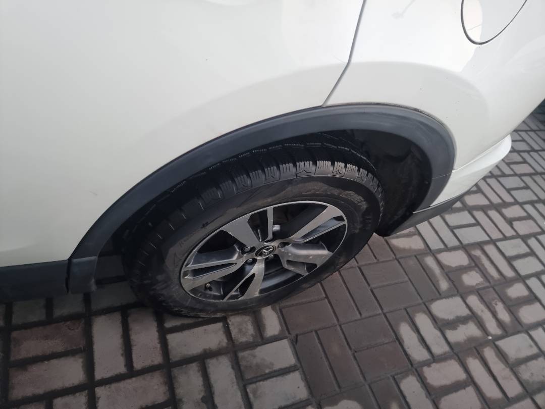 TOYOTA RAV4 2017 - Marhaba Auction Used Cars - Image 10
