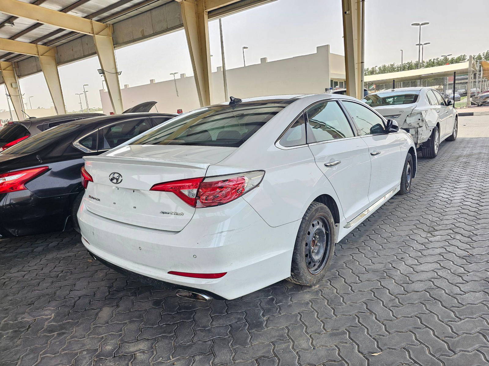 HYUNDAI SONATA 2016 - Marhaba Auction Used Cars - Image 4