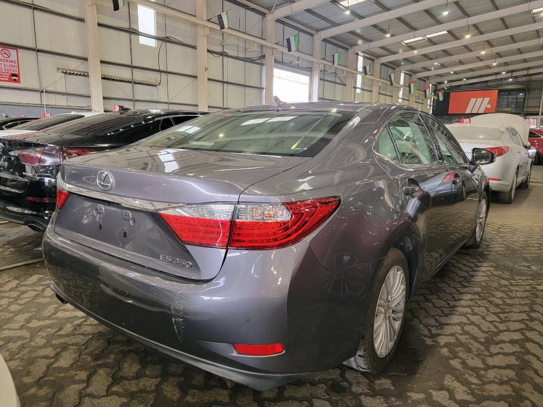 2013 LEXUS ES 350 — 132947 Miles — Lot D2037087 — Main - Marhaba Auctions Used Cars - Image 3