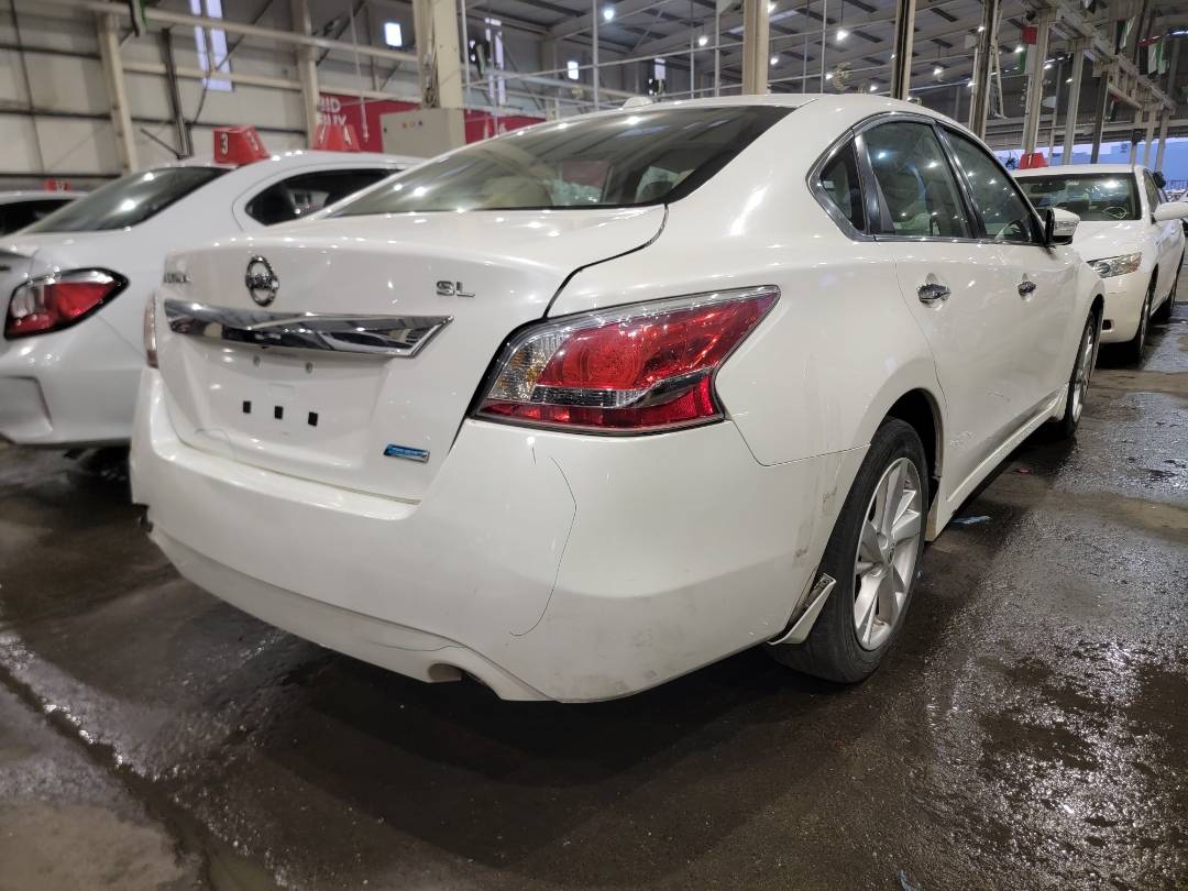 2014 NISSAN ALTIMA — 178657 Miles — Lot 68607893 - Marhaba Auctions Used Cars - Image 4