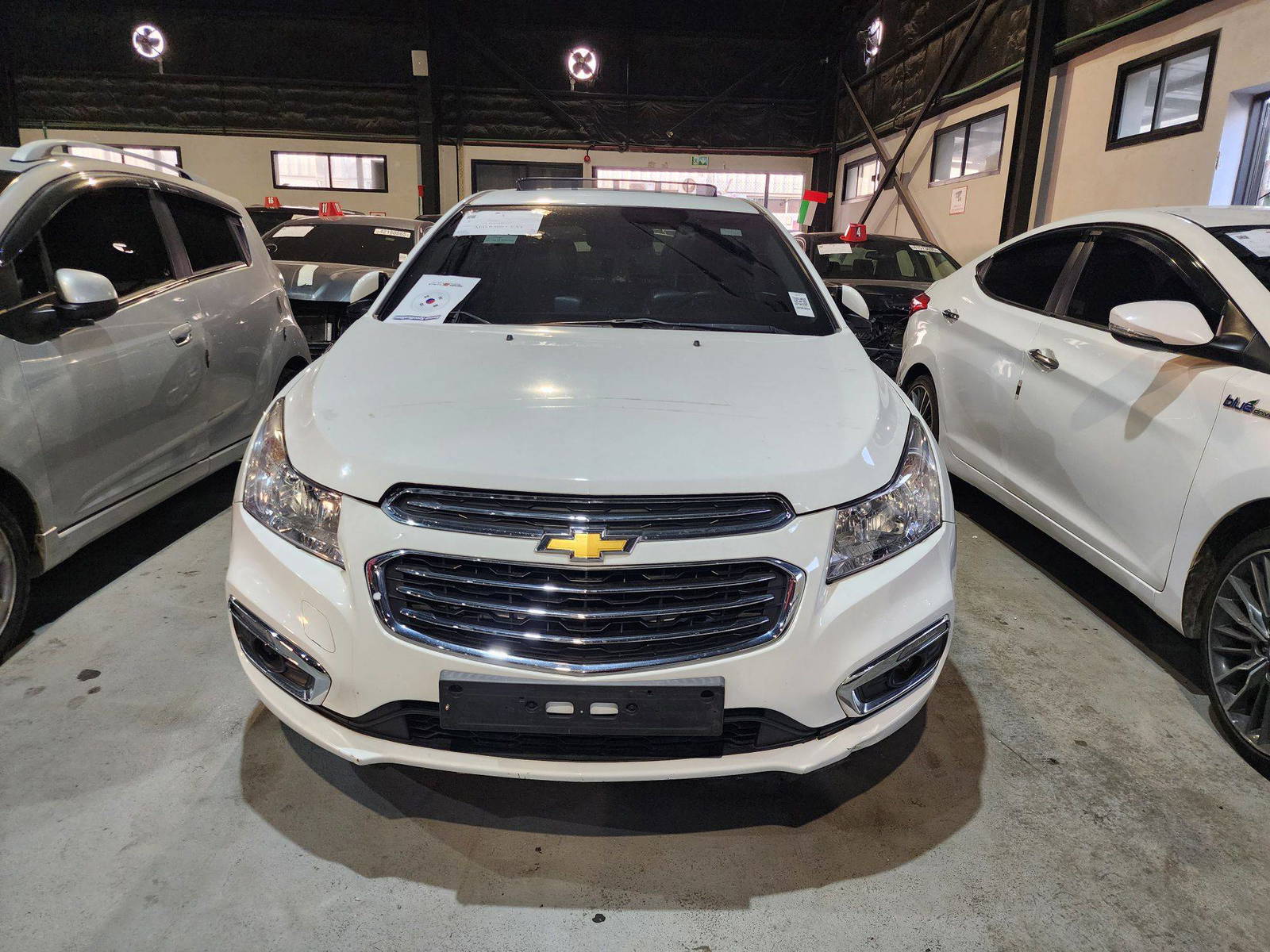 2015 CHEVROLET CRUIZE — 123053 KM — Lot 048651 — Al Quoz - Marhaba Auctions Used Cars - Image 5