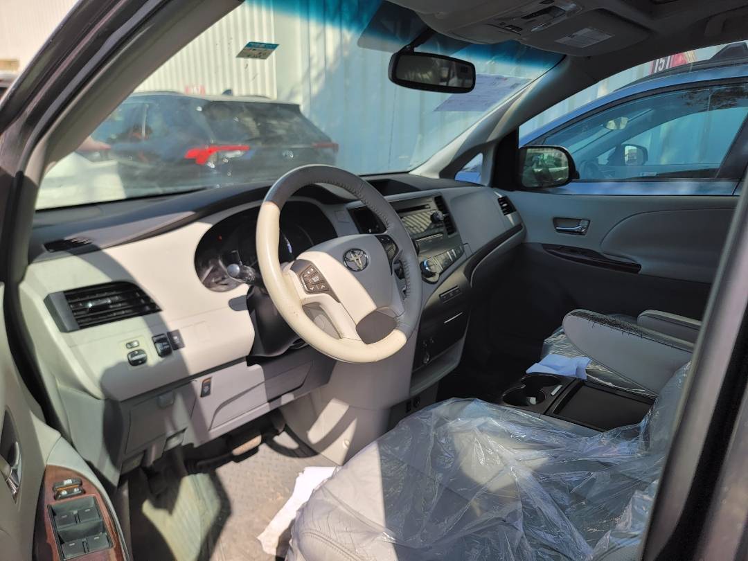 2011 TOYOTA SIENNA — 181327 Miles — Lot 065840 — Main - Marhaba Auctions Used Cars - Image 6
