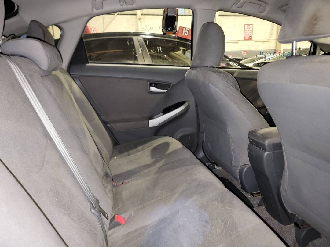 2010 TOYOTA PRIUS — 185582 Miles — Lot 37947164 - Marhaba Auctions Used Cars - Image 5