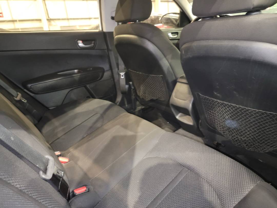 2019 KIA OPTIMA — 100766 Miles — Lot G342170 - Marhaba Auctions Used Cars - Image 4