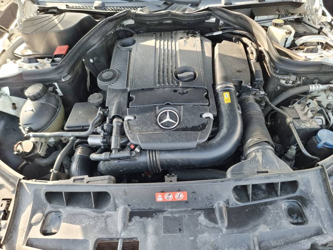 2013 MERCEDES BENZ C-250 — 125105 Miles — Lot 125487 — Souq - Marhaba Auctions Used Cars - Image 12