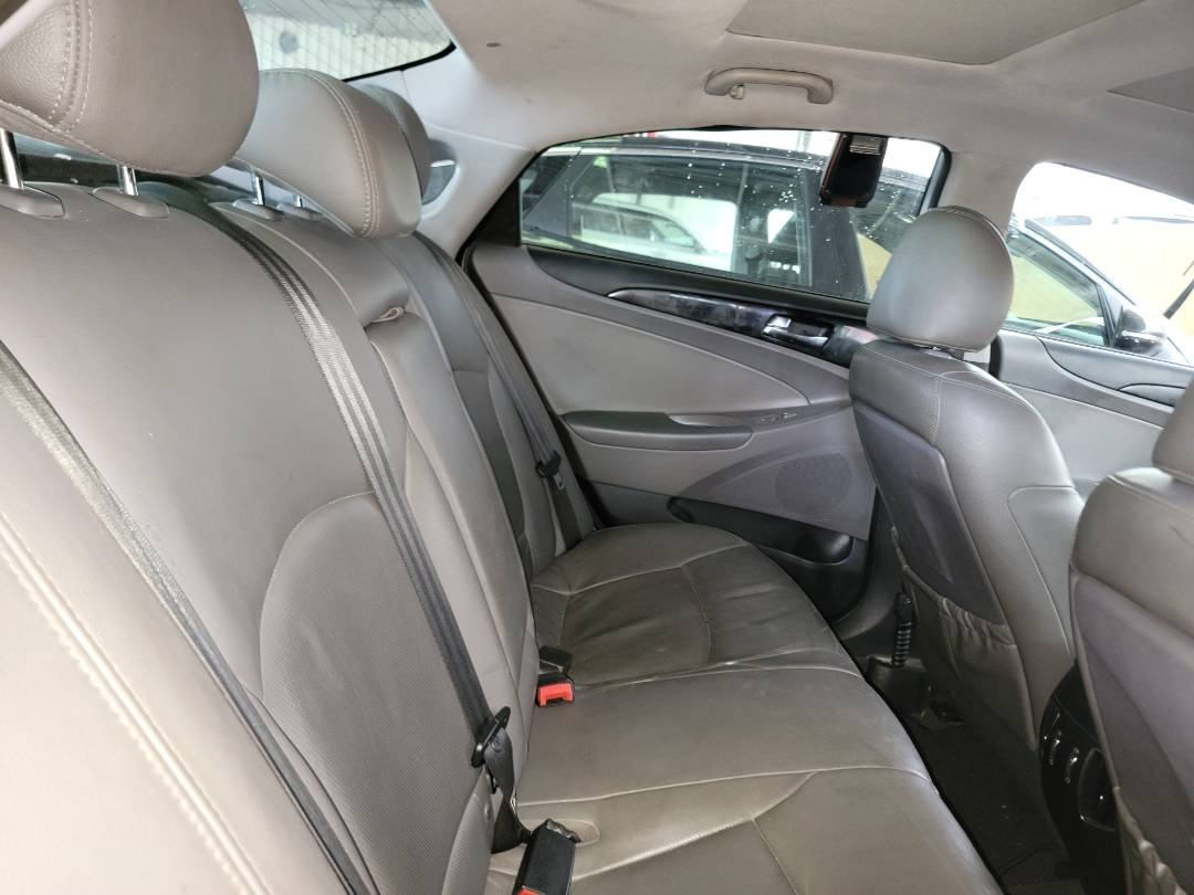 2012 HYUNDAI SONATA — 163494 Miles — Lot 486332 - Marhaba Auctions Used Cars - Image 4