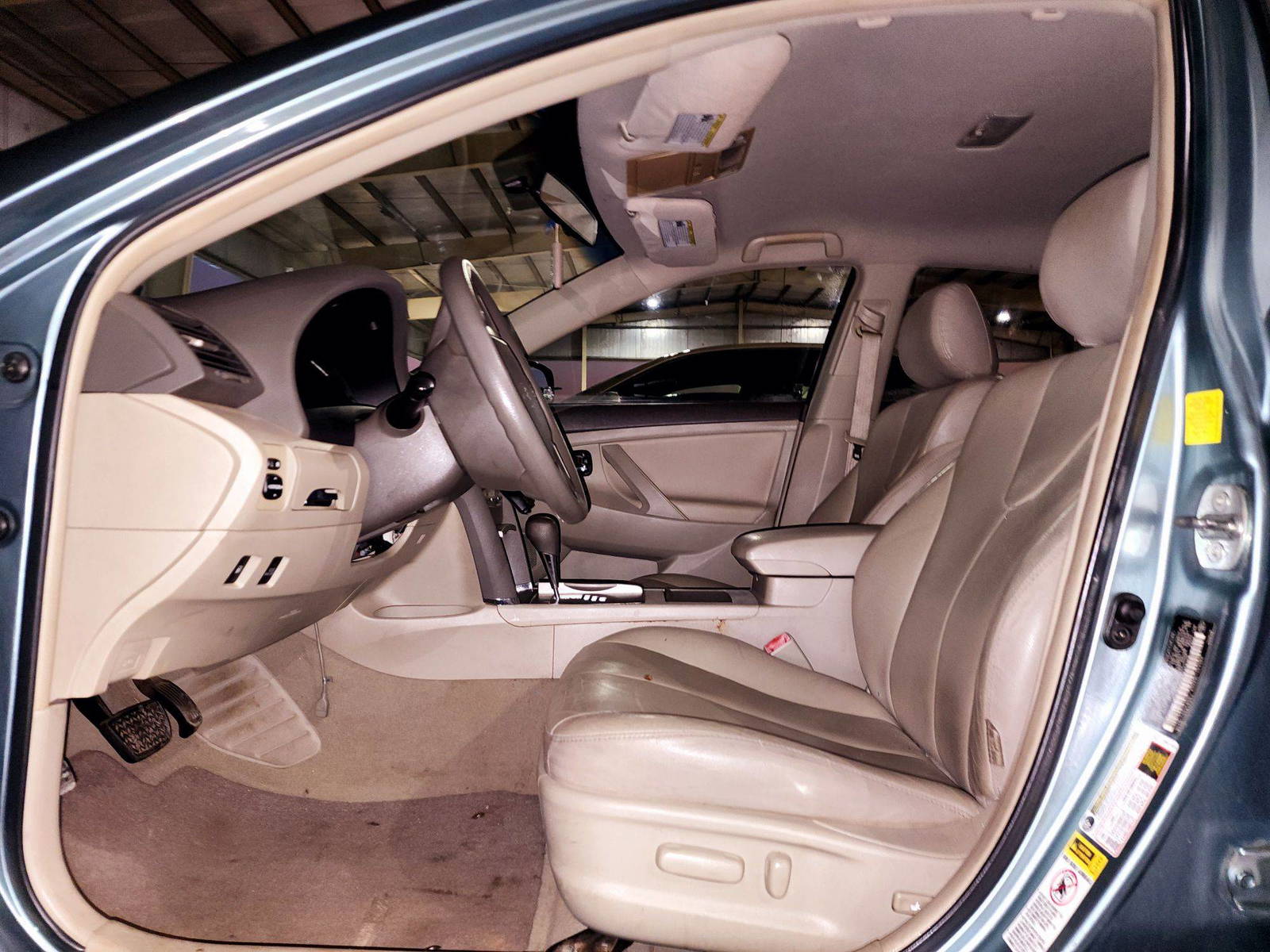 2011 TOYOTA CAMRY — 173502 Miles — Lot 51454174 — Souq - Marhaba Auctions Used Cars - Image 8
