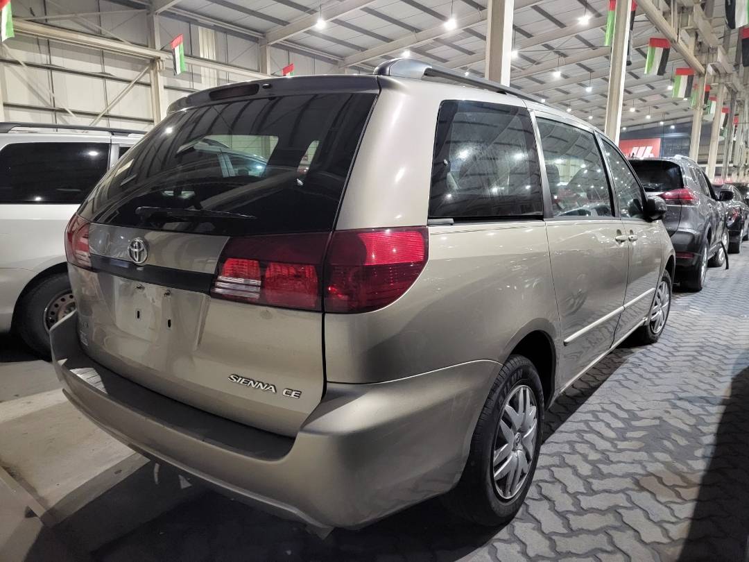 2005 TOYOTA SIENNA — 196869 Miles — Lot 40240039 — Main - Marhaba Auctions Used Cars - Image 4