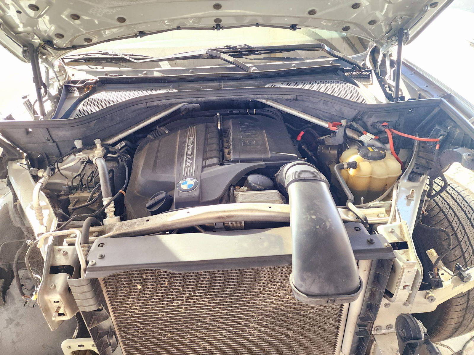 BMW X5 SDRIVE35I 2018 - Marhaba Auction Used Cars - Image 11