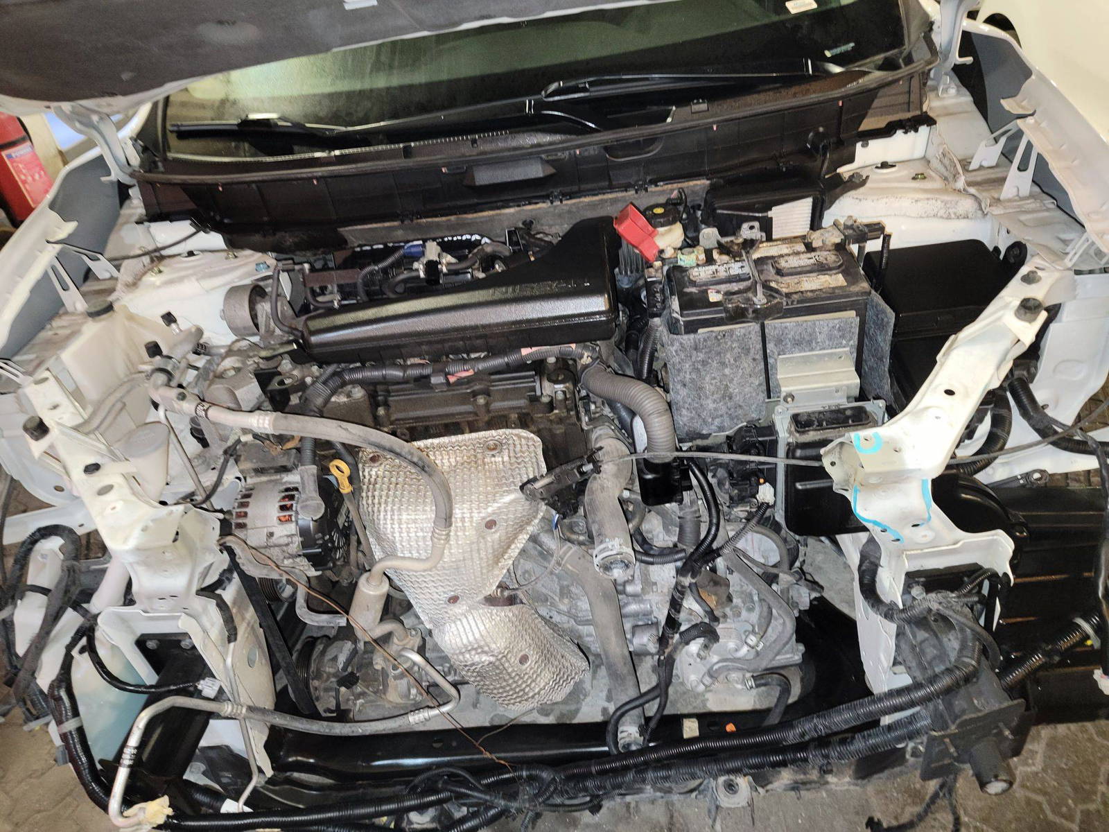 NISSAN ROGUE 2018 - Marhaba Auction Used Cars - Image 9