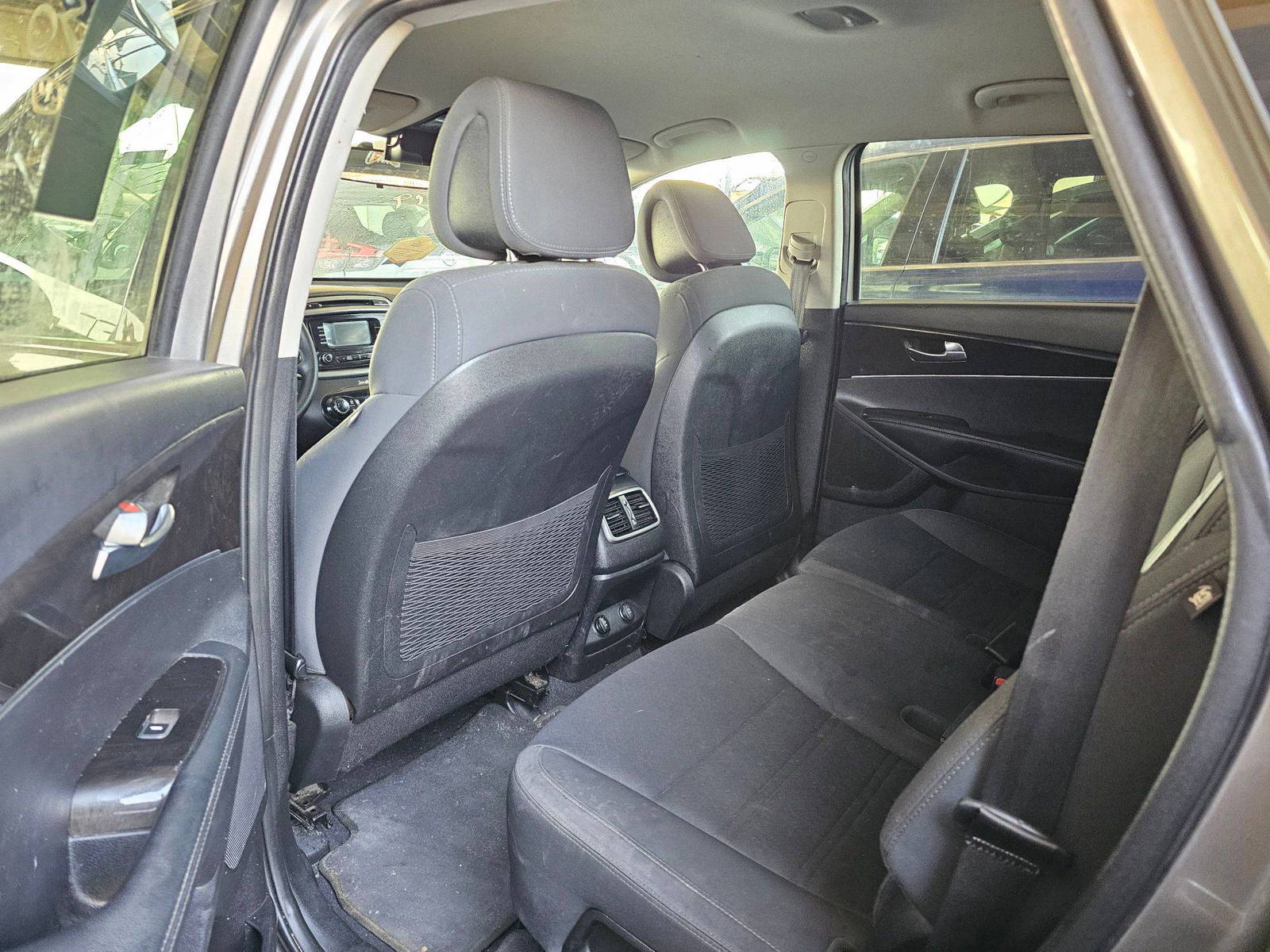 KIA SORENTO 2017 - Marhaba Auction Used Cars - Image 7