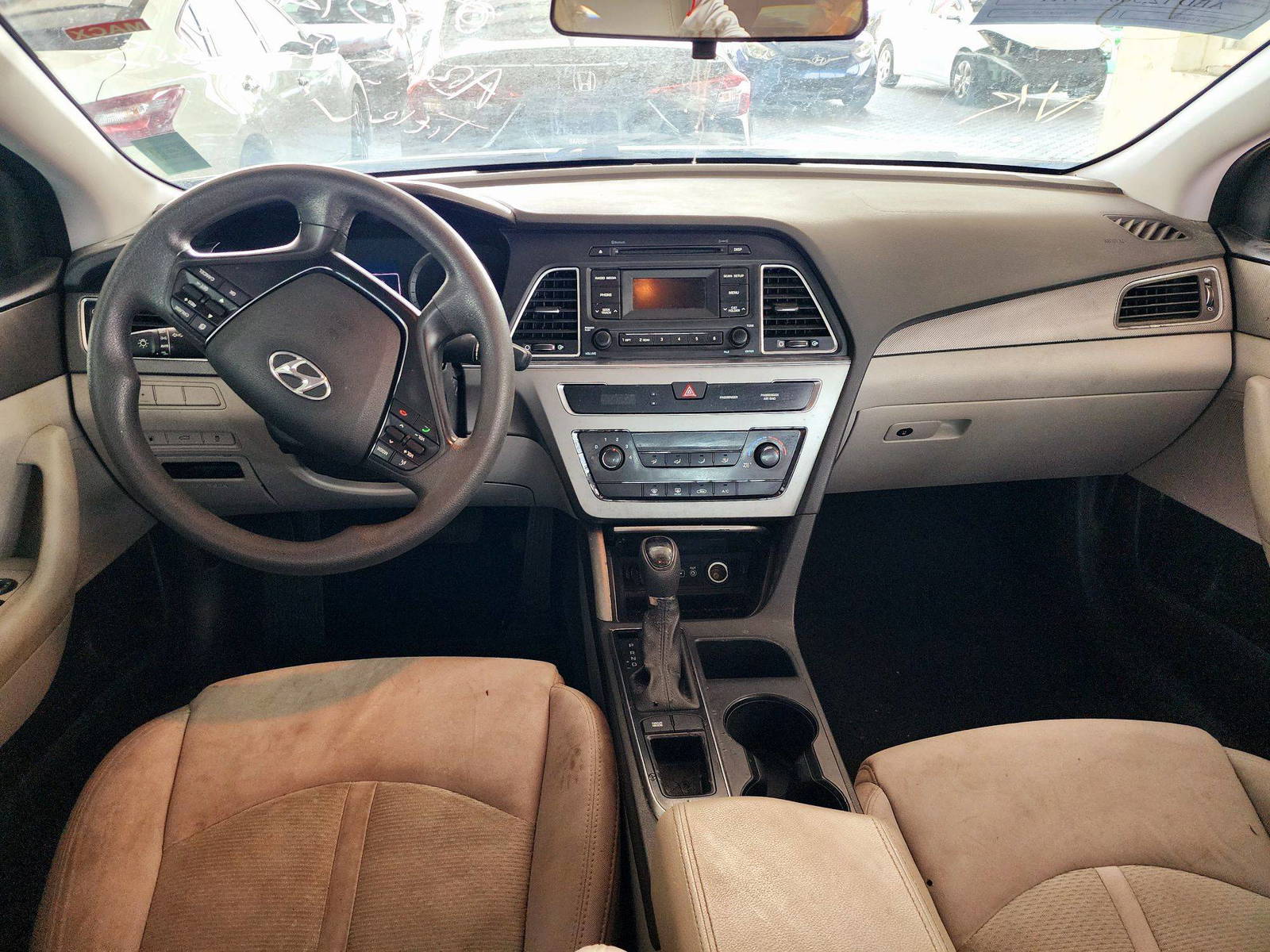 2015 HYUNDAI SONATA — 130630 Miles — Lot H075724 — Souq - Marhaba Auctions Used Cars - Image 7