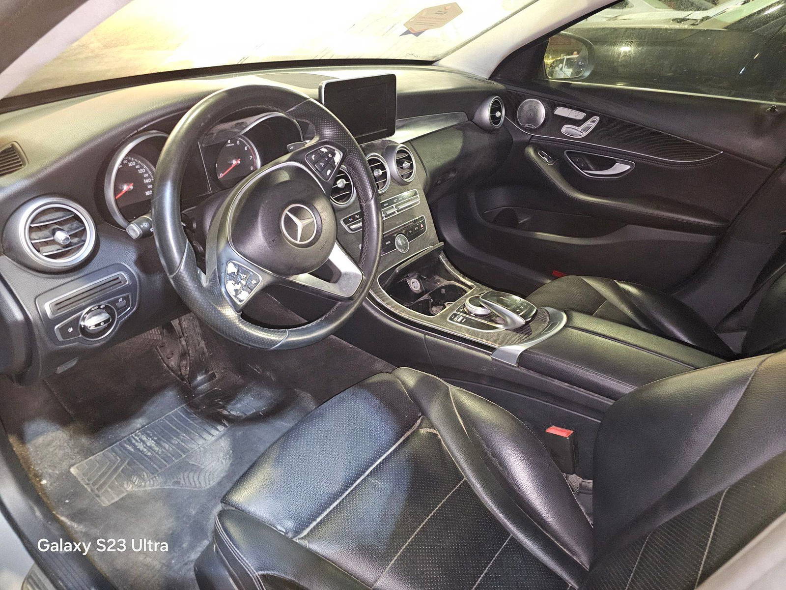 MERCEDES BENZ C300 2015 - Marhaba Auction Used Cars - Image 8