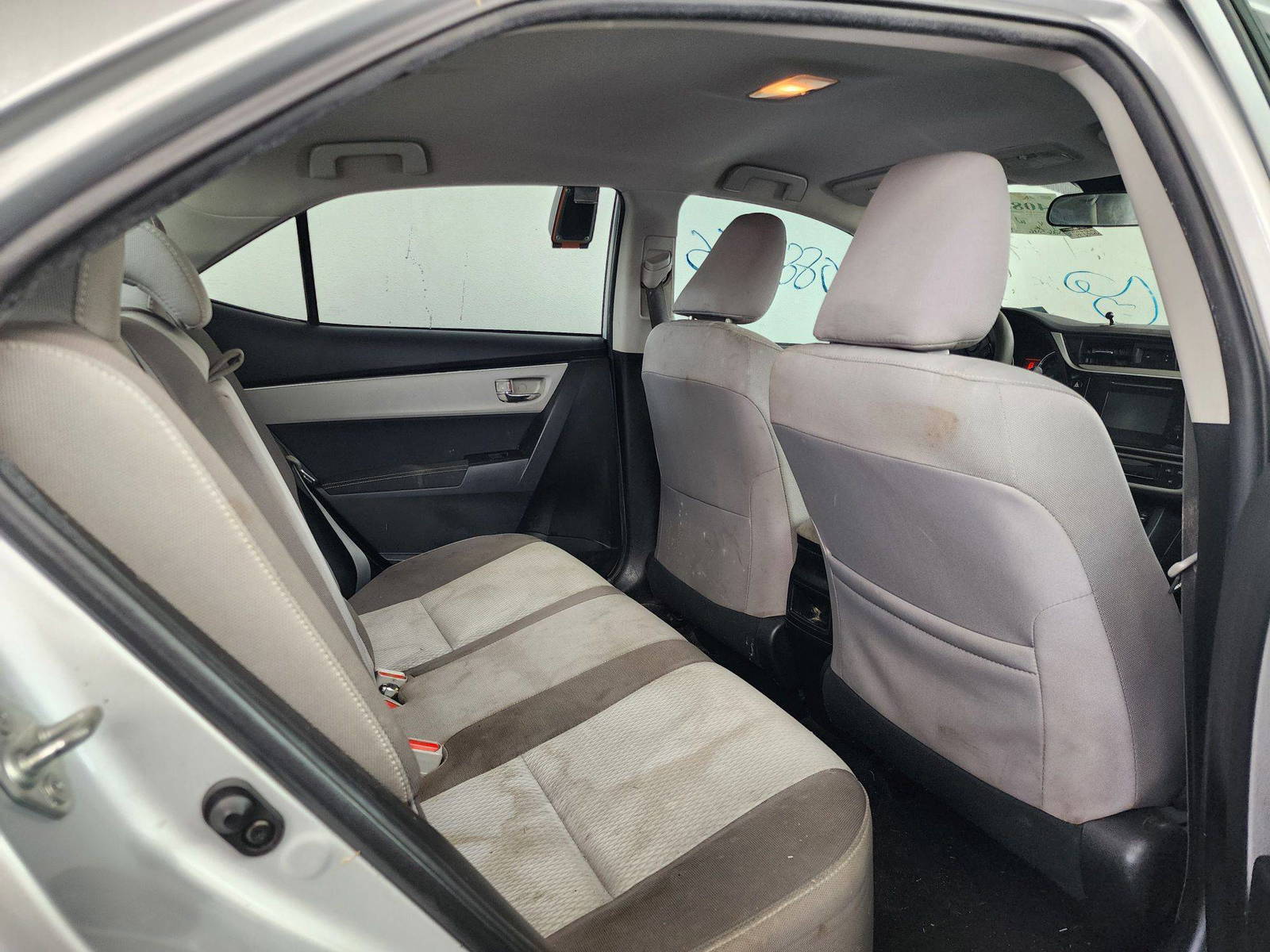 2018 TOYOTA COROLLA — 126546 Miles — Lot 40887265 — Souq - Marhaba Auctions Used Cars - Image 7