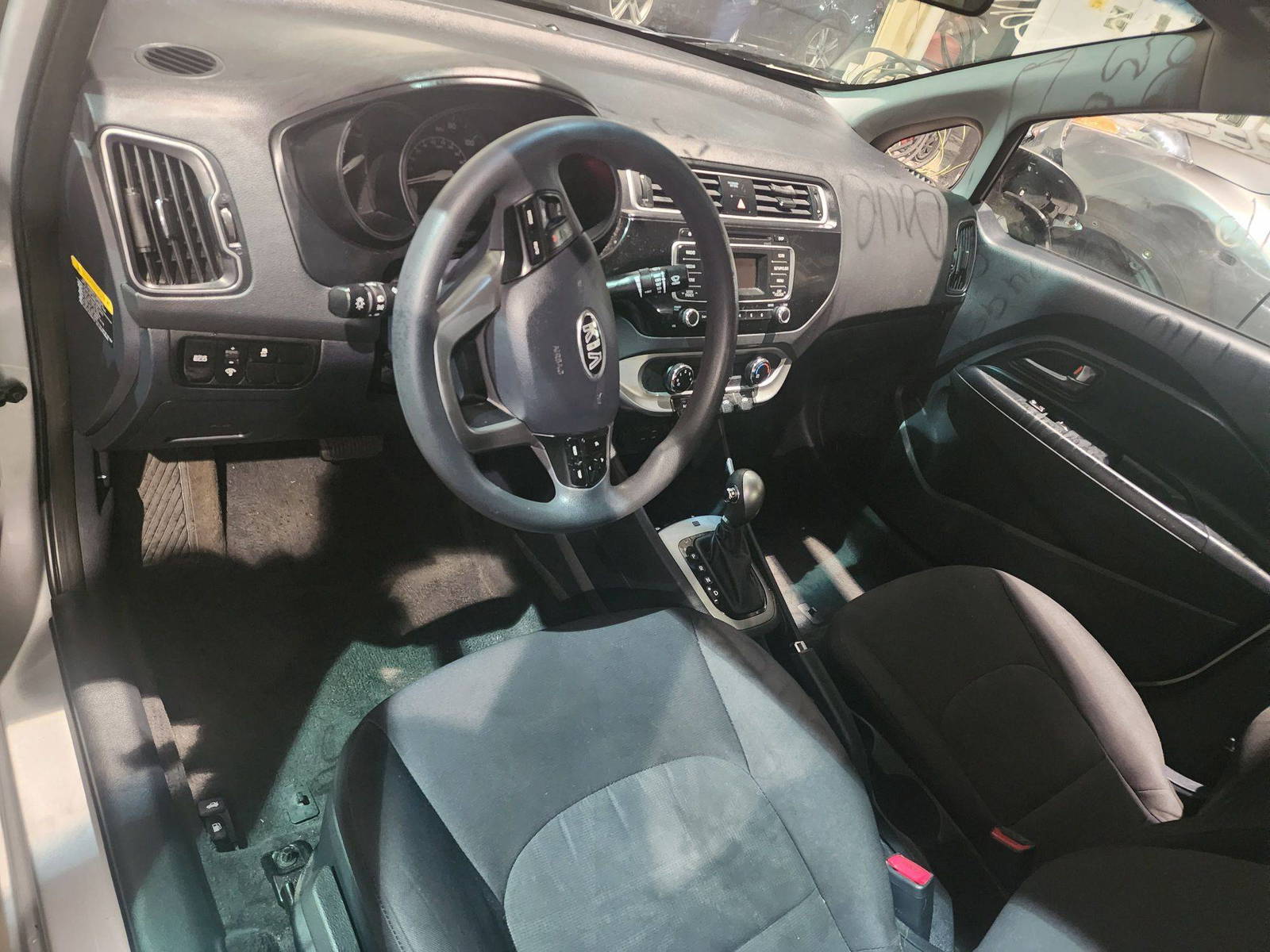 2016 KIA RIO — 93747 Miles — Lot 36924996 - Marhaba Auctions Used Cars - Image 4