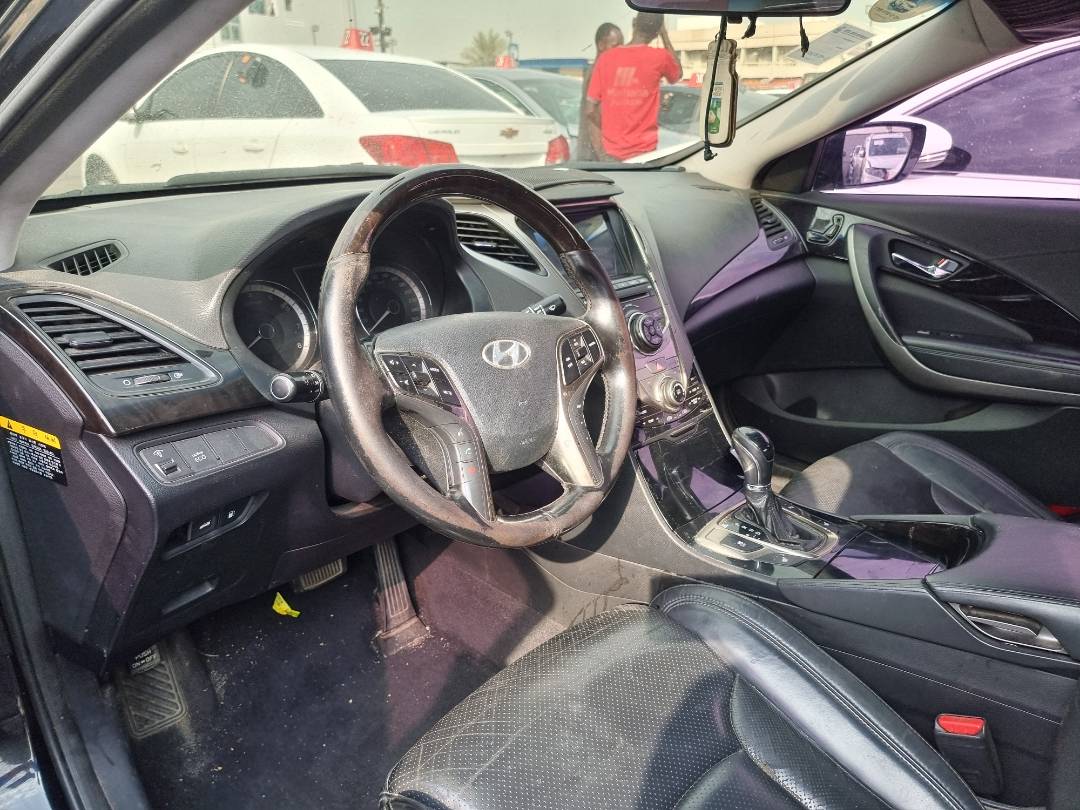 HYUNDAI GRANDEUR 2011 - Marhaba Auction Used Cars - Image 7