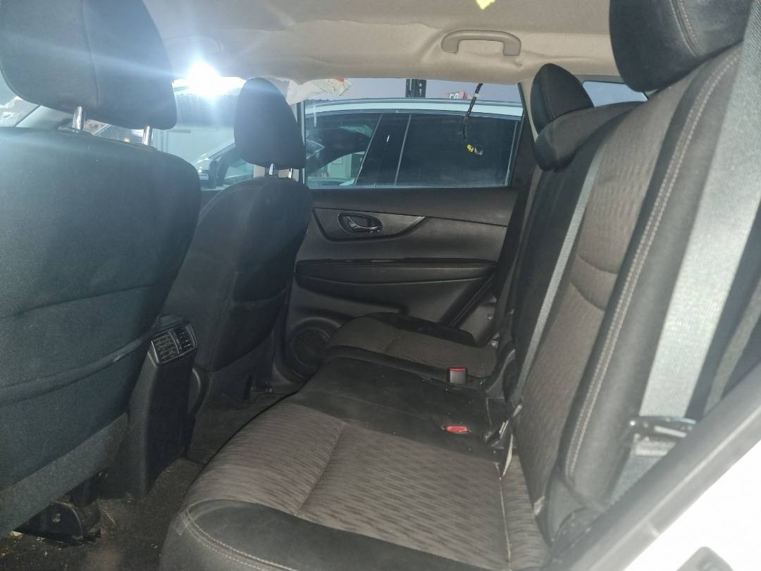 2017 NISSAN ROGUE — 228012 Miles — Lot C782315 — Main - Marhaba Auctions Used Cars - Image 5