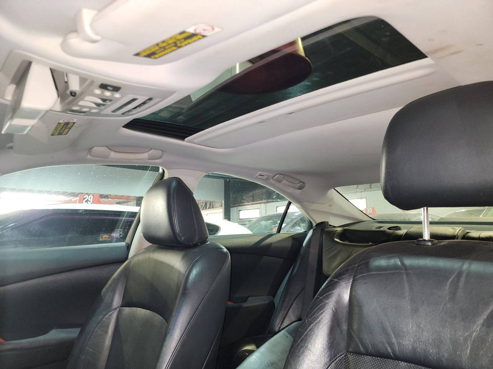 2008 LEXUS ES 350 — 199088 Miles — Lot 1229448 — Souq - Marhaba Auctions Used Cars - Image 10