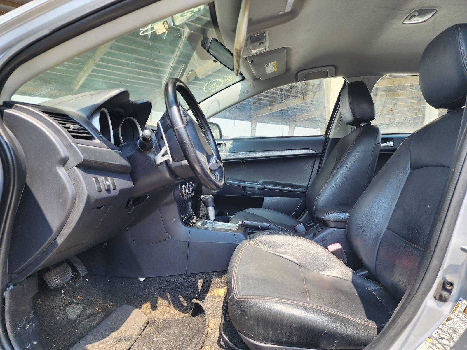 2010 MITSUBISHI LANCER — 113029 Miles — Lot 52173294 — Souq - Marhaba Auctions Used Cars - Image 8