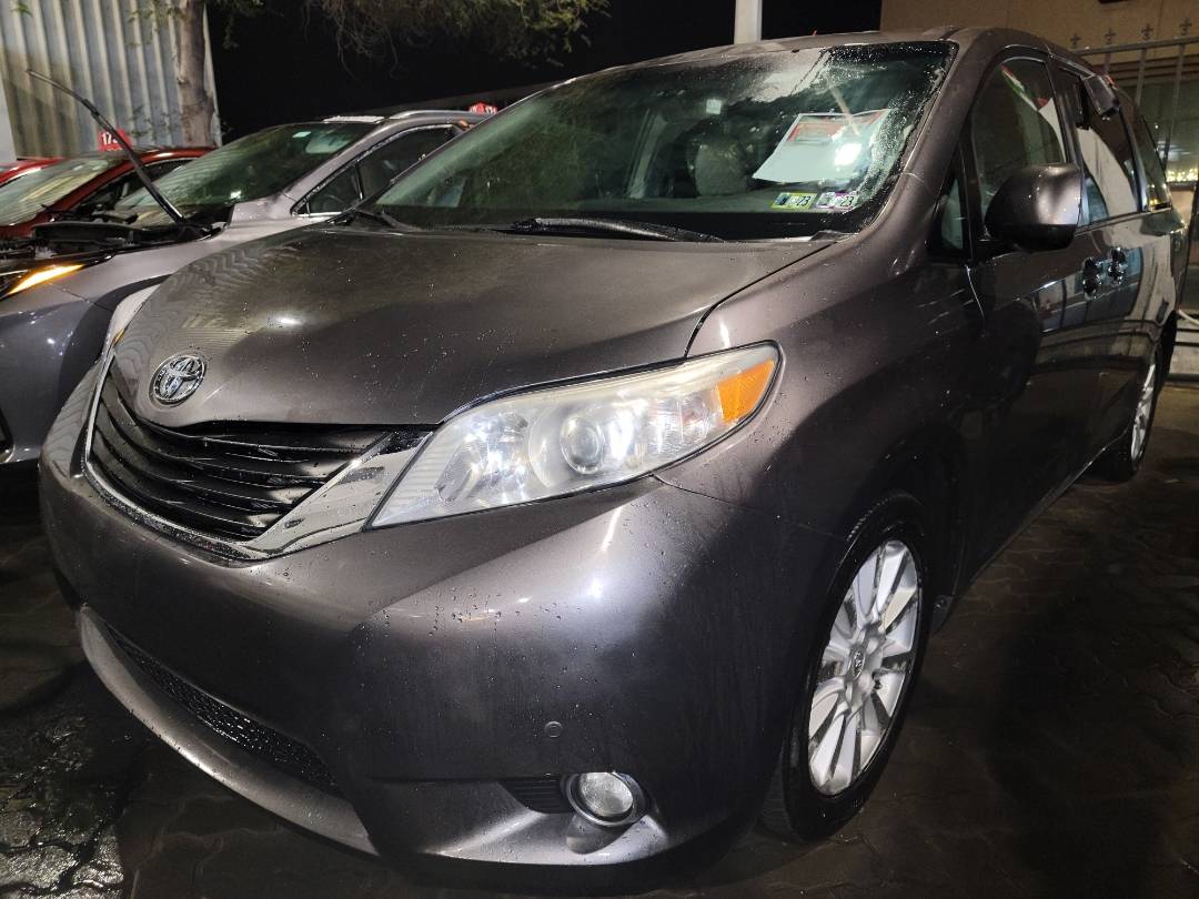 2011 TOYOTA SIENNA — 168116 Miles — Lot S024090 - Marhaba Auctions Used Cars - Image 3