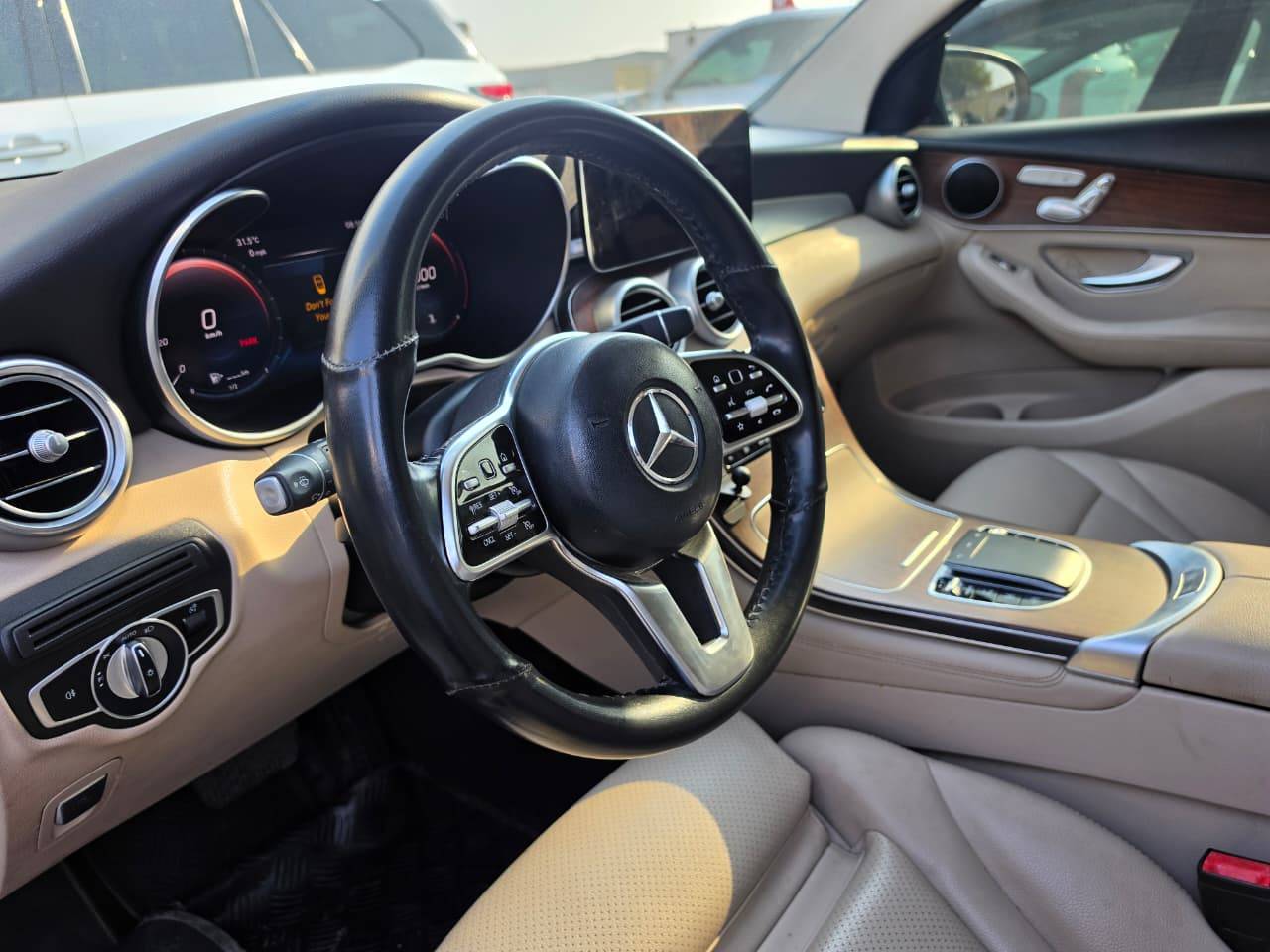2020 MERCEDES BENZ GLC-300 — 168940 KM — Lot F820527 - Marhaba Auctions Used Cars - Image 9