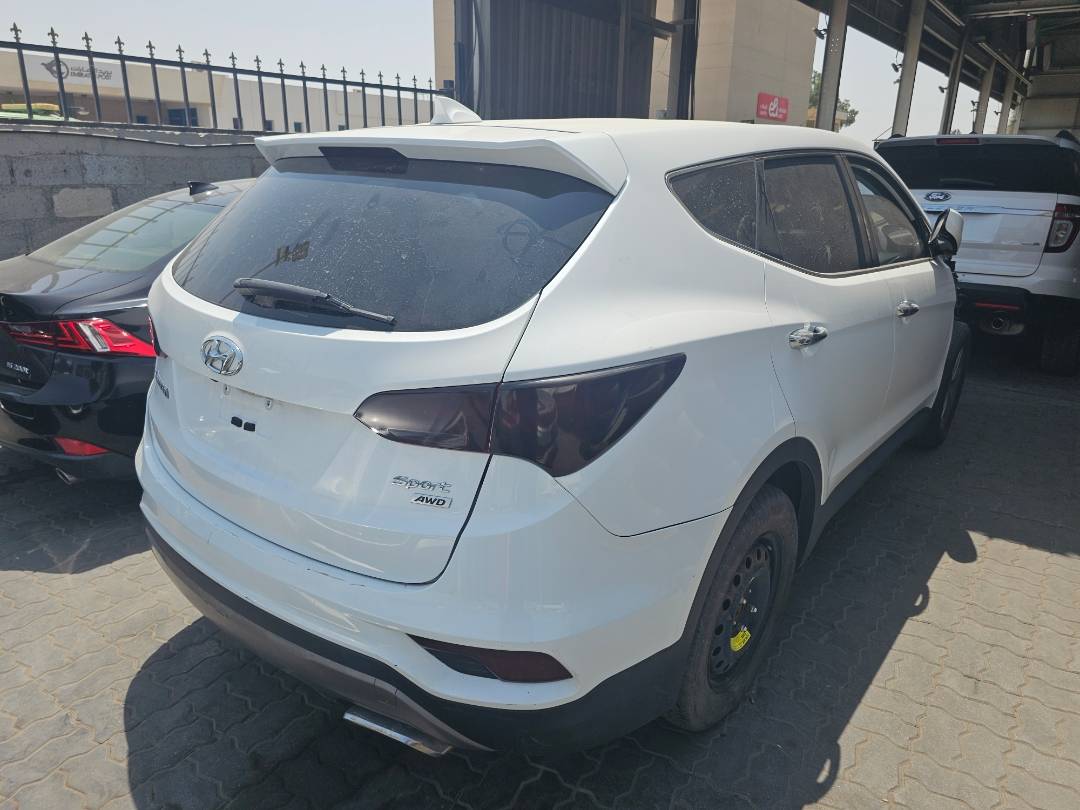 HYUNDAI SANTA FE 2017 - Marhaba Auction Used Cars - Image 5