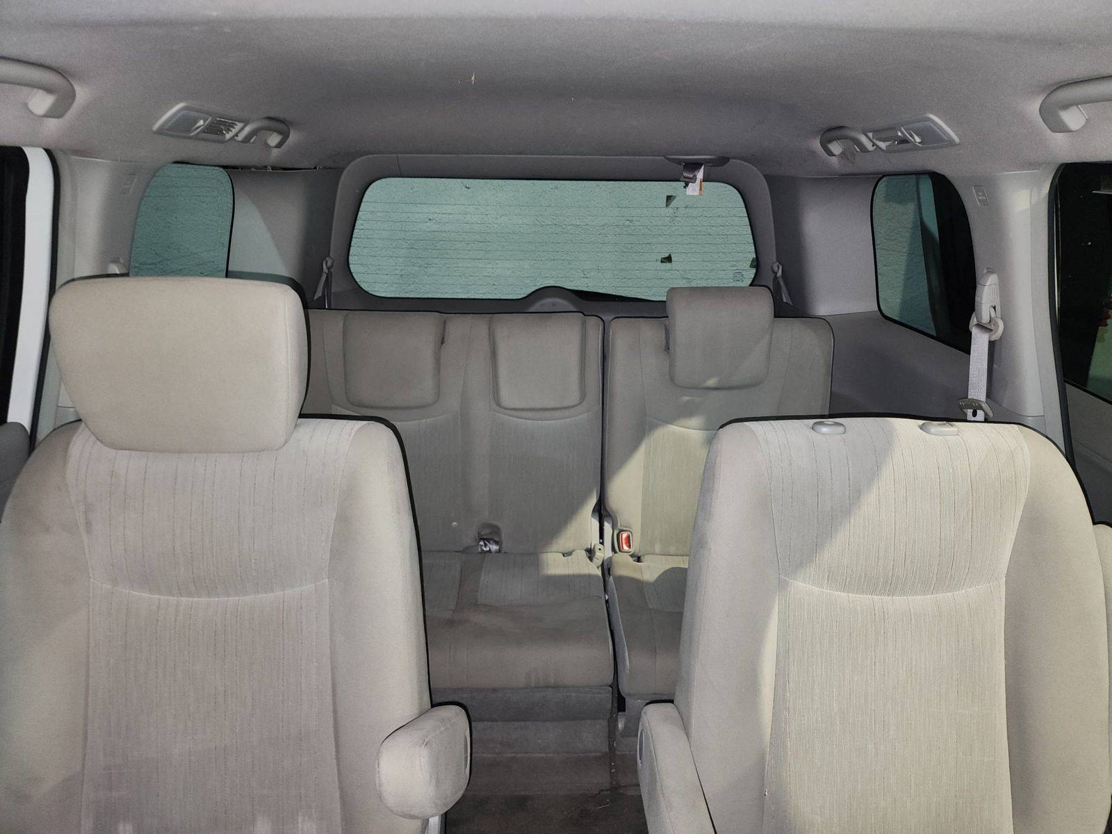 2017 NISSAN QUEST — 145067 Miles — Lot 41245406 — Al Quoz - Marhaba Auctions Used Cars - Image 9