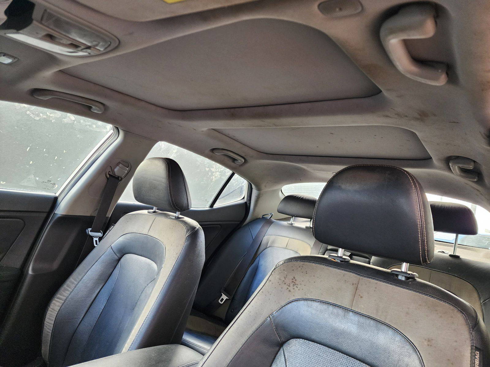 2012 KIA OPTIMA — 187635 Miles — Lot 40286669 — Al Quoz - Marhaba Auctions Used Cars - Image 6